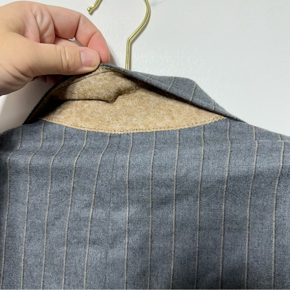 Brook Brothers 346 Wool Gray Pinstripe Blazer - Picture 4 of 5